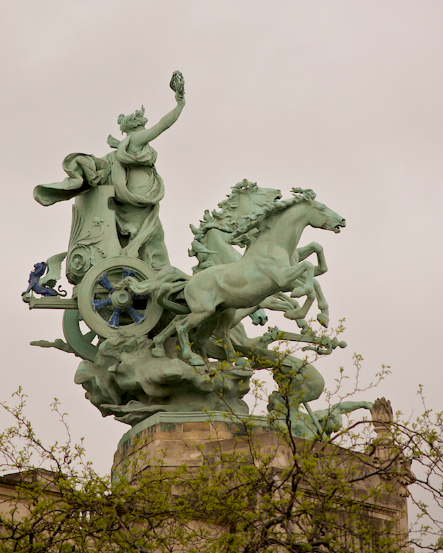 Grand Palais Roof Statue 2
